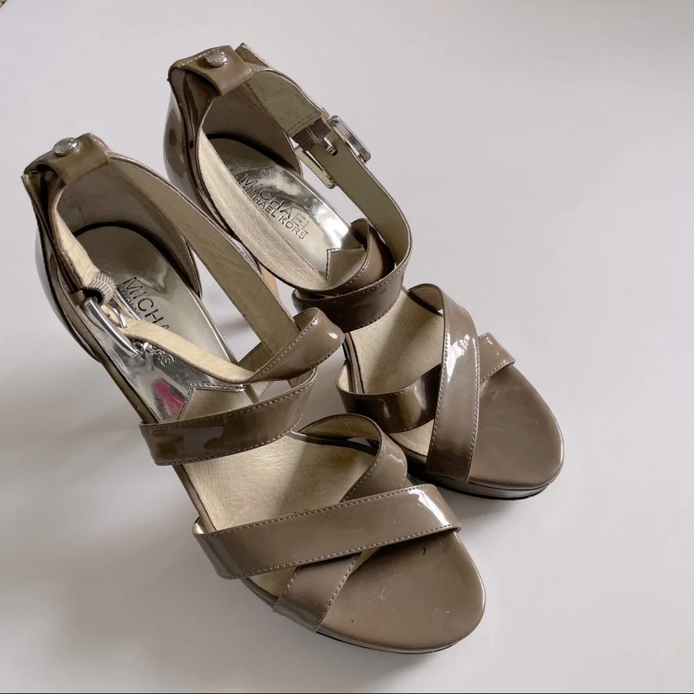 Michael Michael Kors Evie Platform